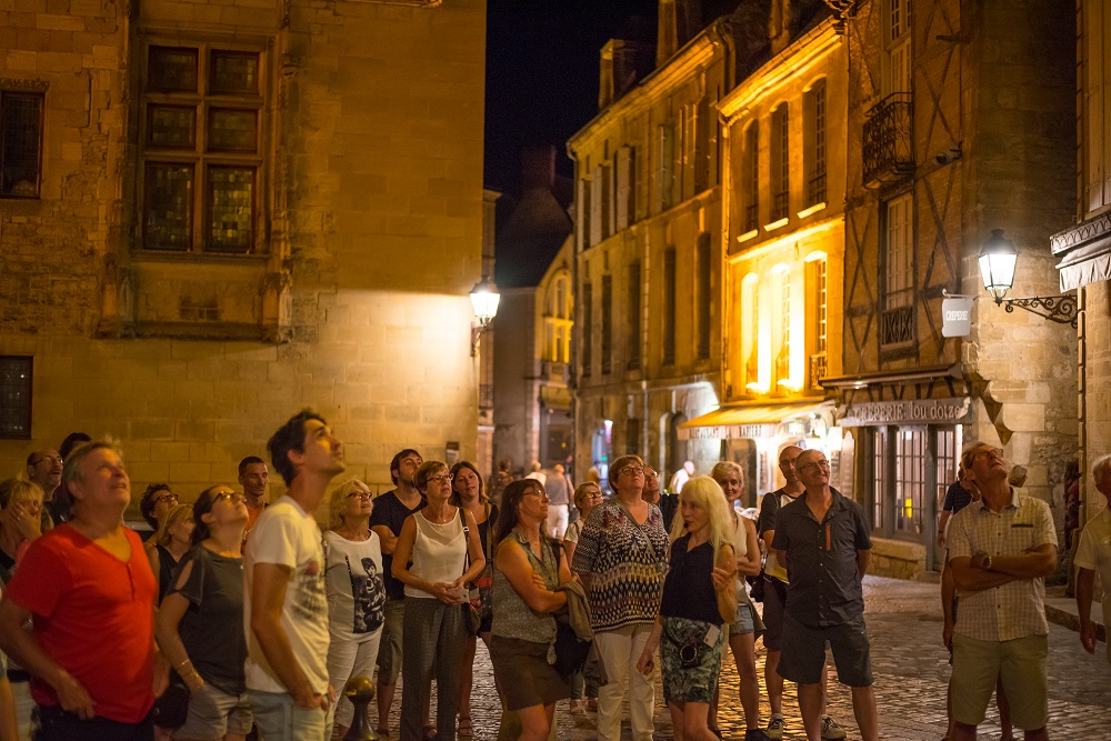 Visite nocturne de Sarlat, Histoire d'une ville