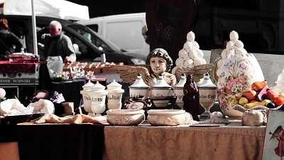 Vide grenier à Saint Cernin de L'Herm