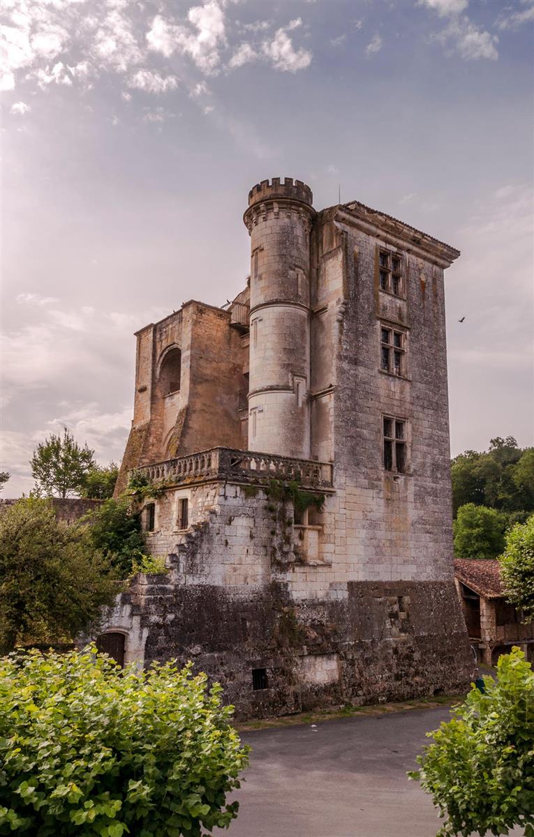 Visite guidée St Georges de Montclard « Une hi ...