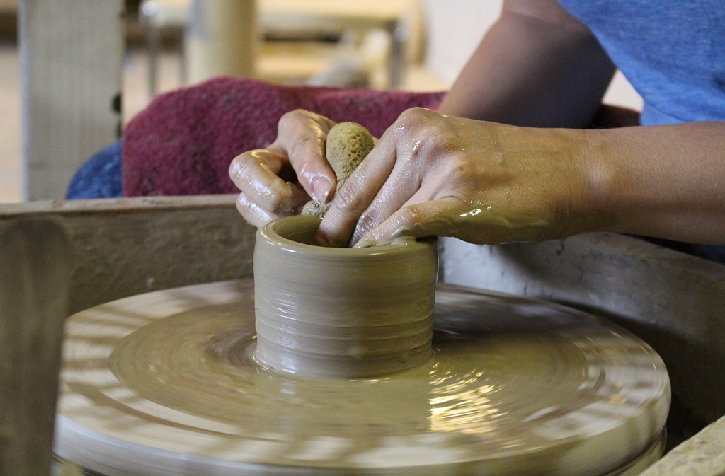 Atelier pour artiste en herbe : potière, potie ...