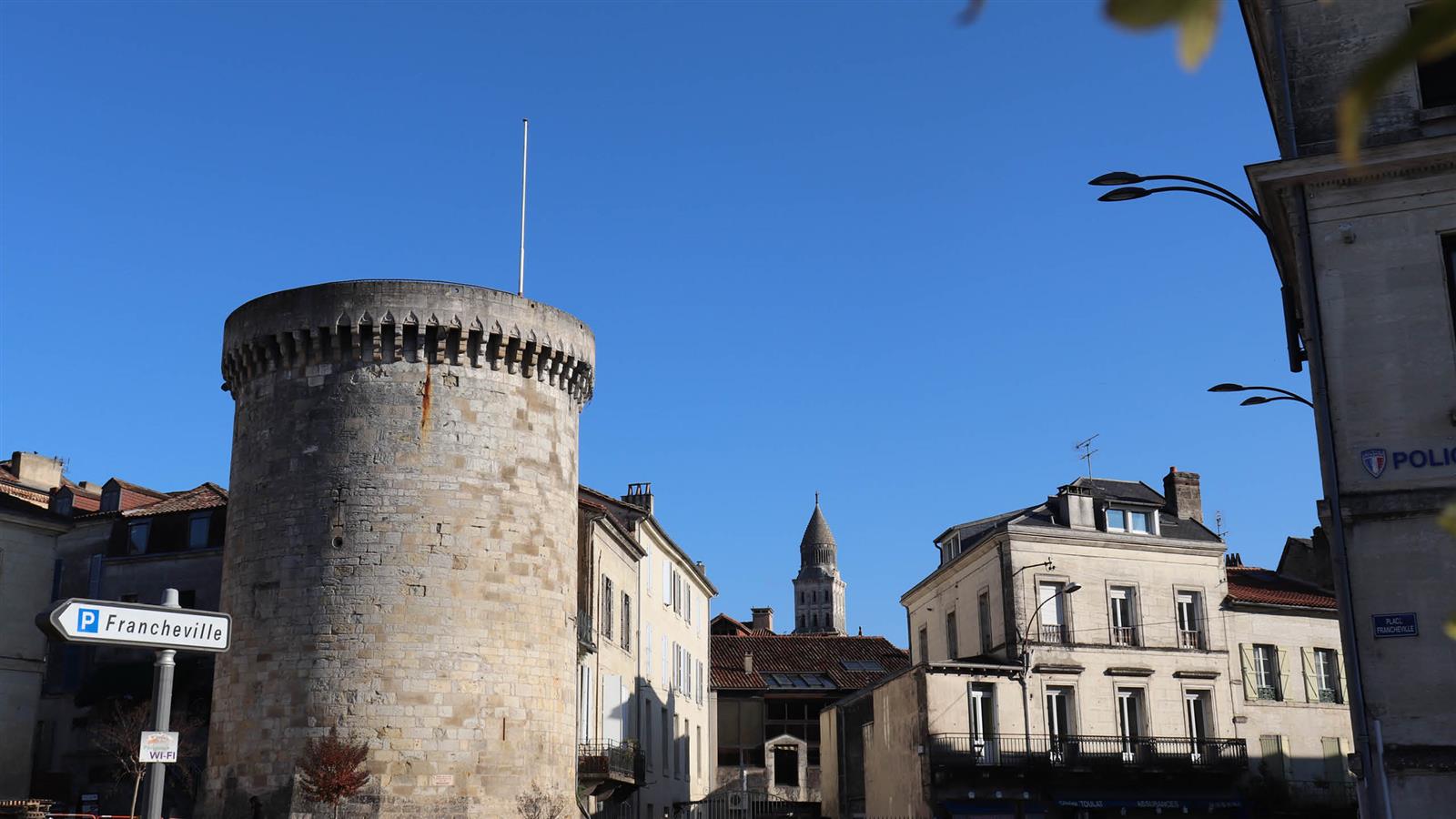 Visite flash Périgueux - Tour Mataguerre