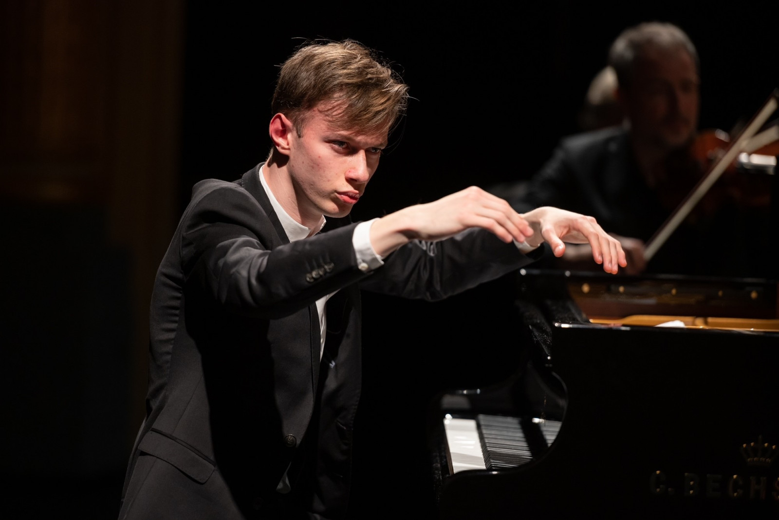 Concert de piano de Gabriel Durliat de la fond ...