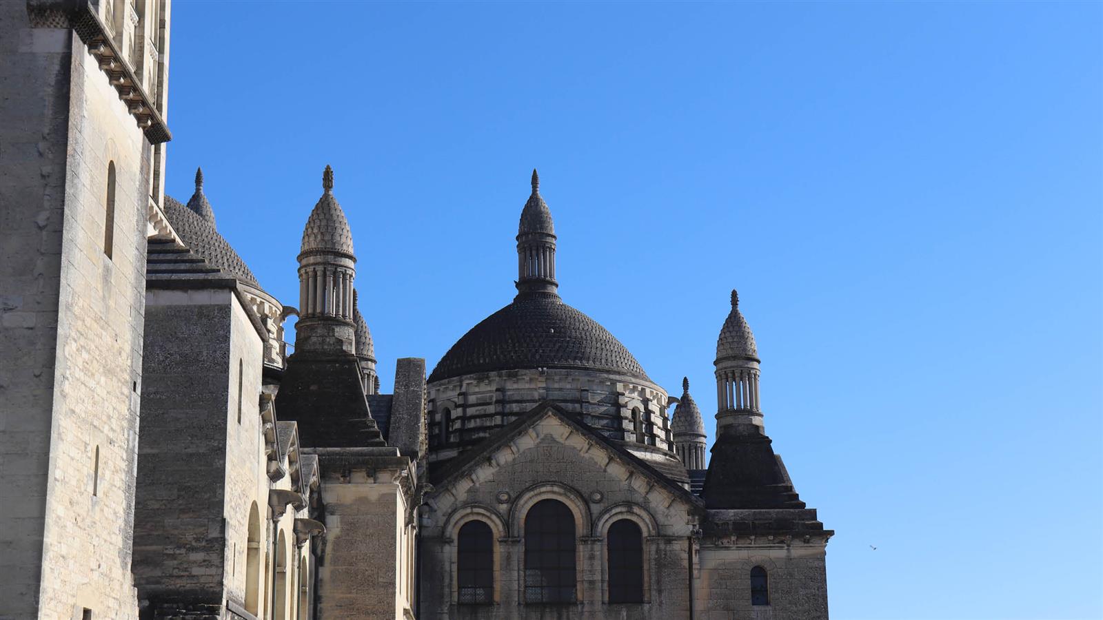 Visite guidée Périgueux : Toits de la Cathédra ...