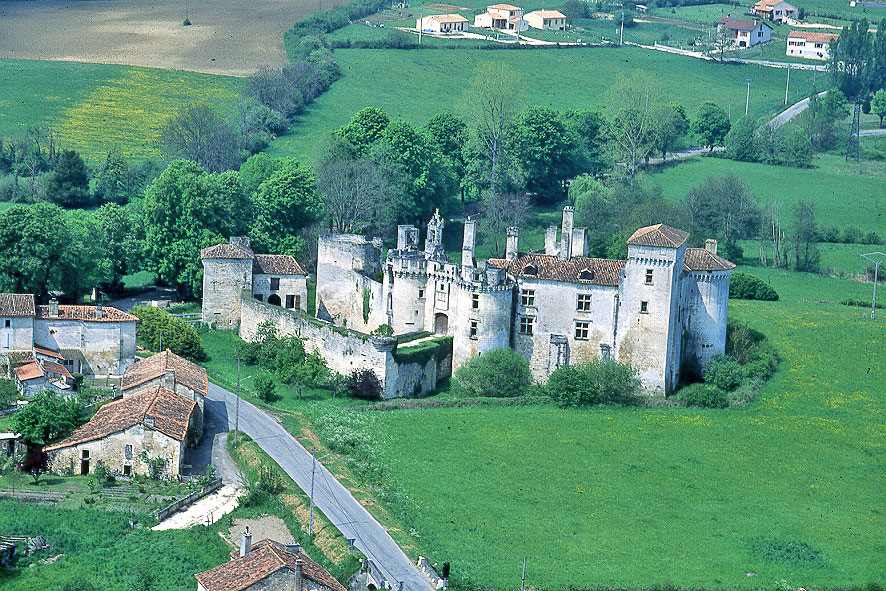 Villa De La Roussie Prestige And Charming Accommodation In Vieux Mareuil Guide Du Perigord